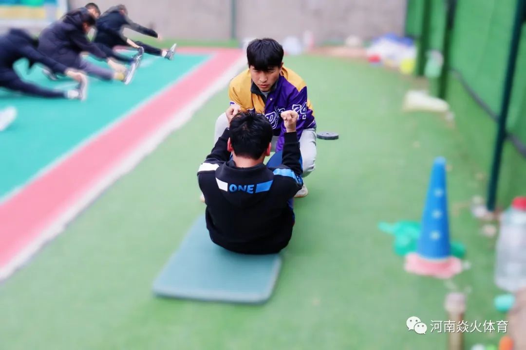 初三体育测试扣分标准,中考体育犯规会零分吗