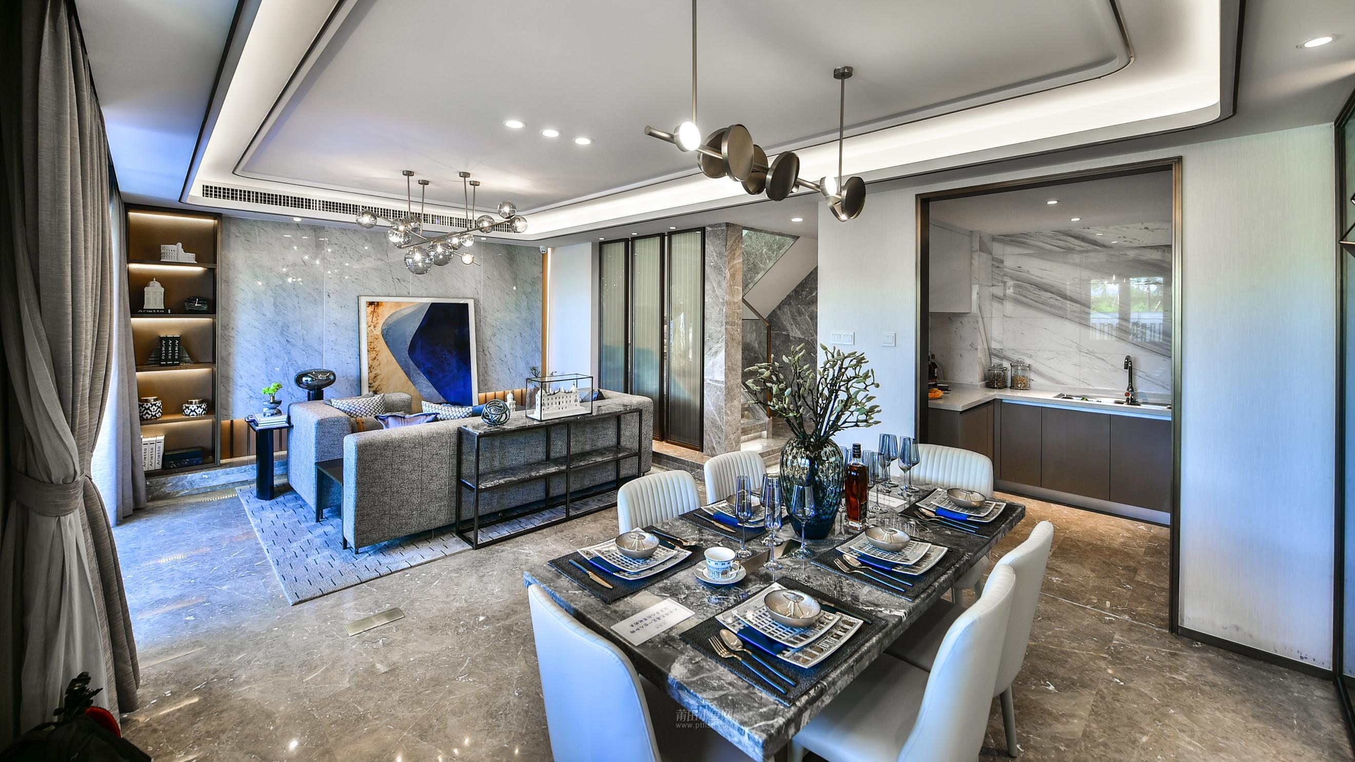 顶楼复式房子为什么不好卖呢,顶层复式跌下神坛