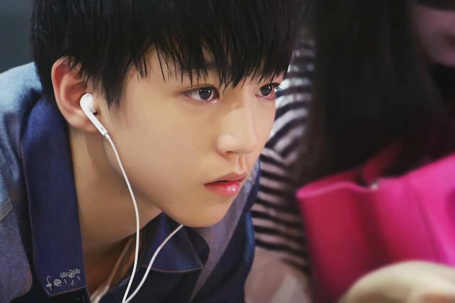 tfboys队长王俊凯王源千玺,tfboys队长王俊凯演唱少年说