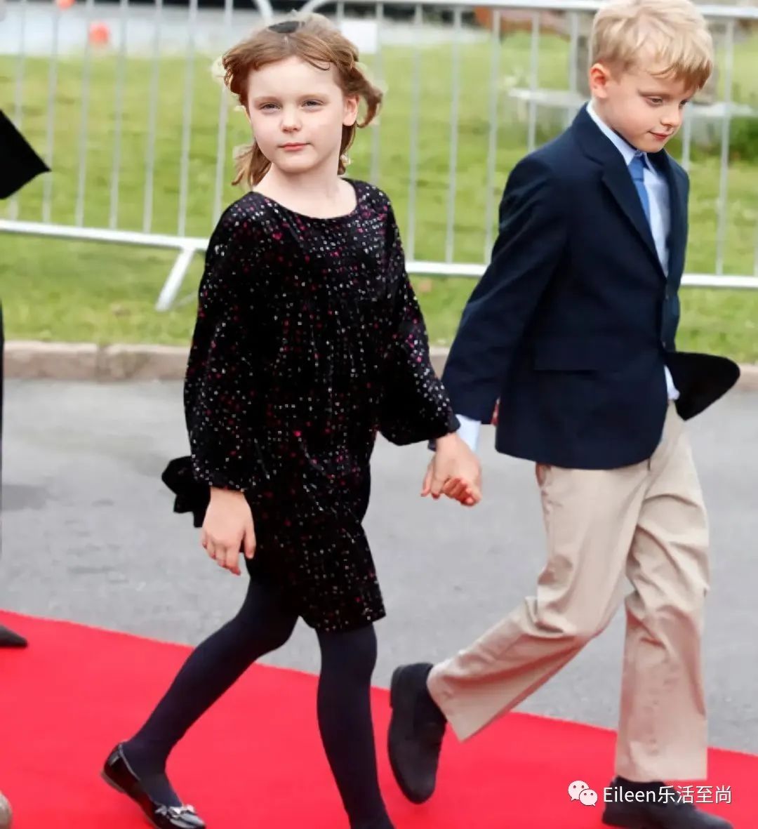 收钱才不离？70亿豪门夫妇为什么难破婚变传言？