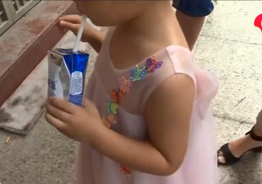 ​深圳三岁女童因“事太多”，导致园长老师齐痛哭，园长：求你转学