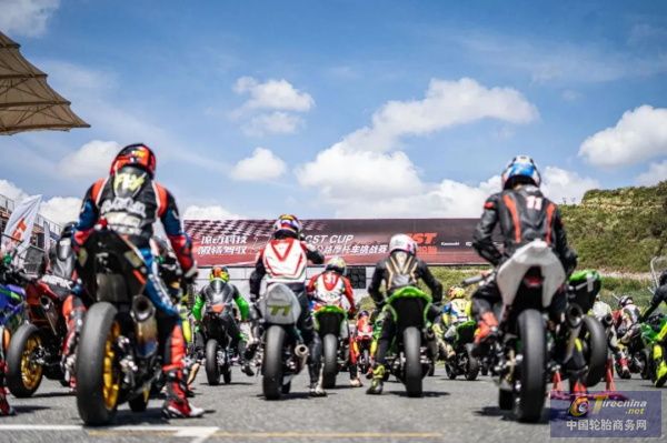 轮胎小讲堂,摩托车日常选择什么类型轮胎