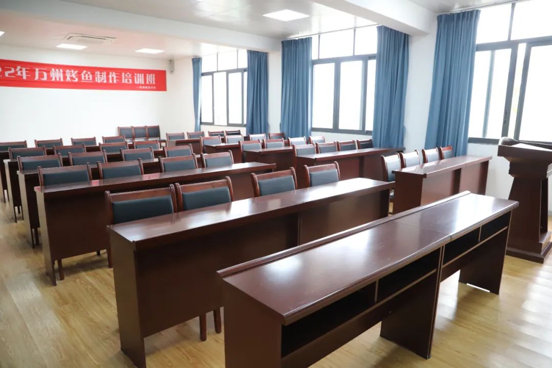 免费学烤鱼的教程,烤鱼技术学费