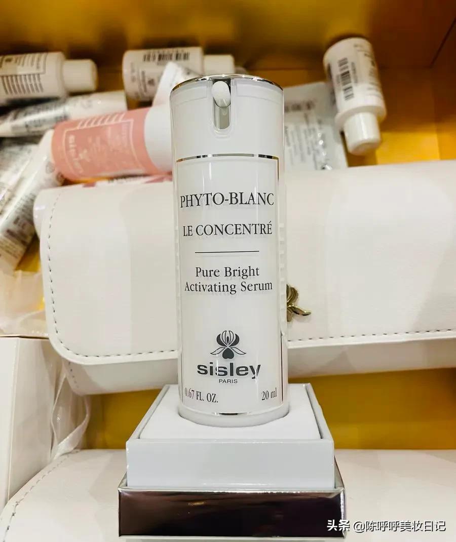 美白补水祛暗黄精华液,改善暗沉补水美白精华液推荐