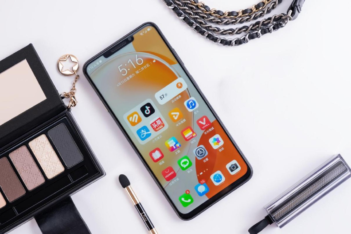 华为巨鲸电池52度能续航多少公里,续航超过华为畅享60x的手机