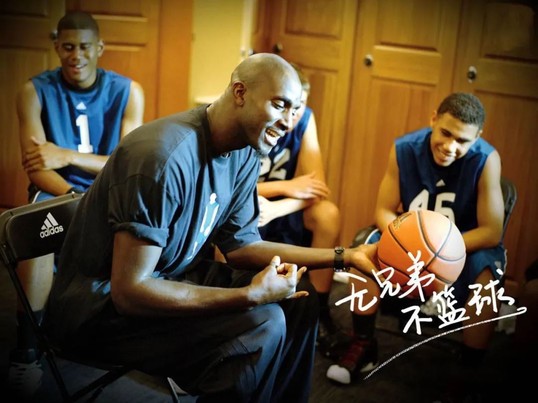 锐步和阿迪哪个档次高,锐步是不是阿迪的