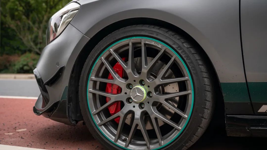 amg车队衣服,amg车队的衣服