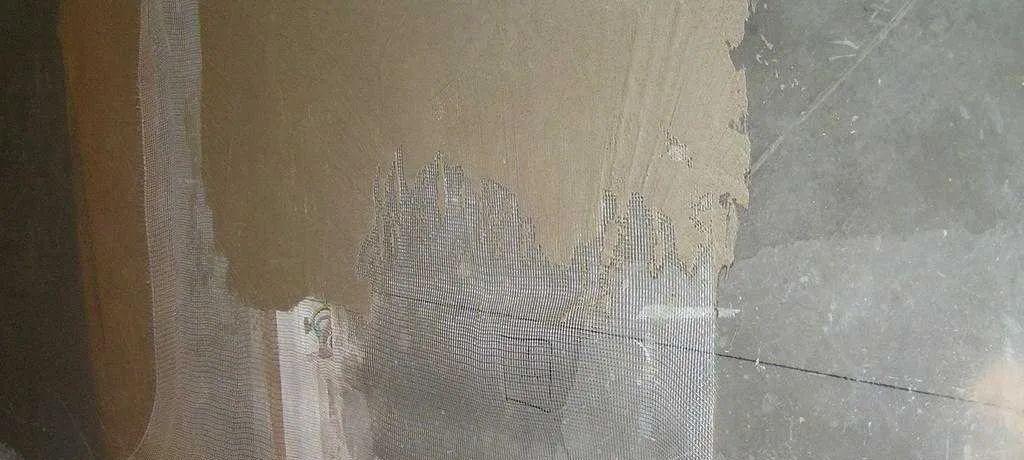 抹灰石膏的施工流程,抹灰石膏和水泥砂浆哪个好