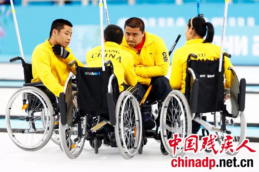 中国残疾人的励志视频,残疾人的暖心瞬间