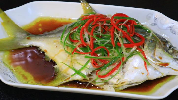 清蒸鲳鱼一般要蒸多长时间,清蒸鲳鱼一般开锅蒸几分钟