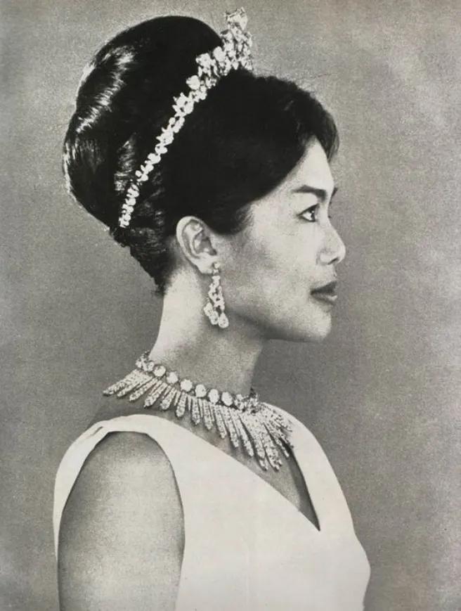 泰国王室最古老的王冠，璀璨传承超百年，苏提达错失最佳佩戴机会