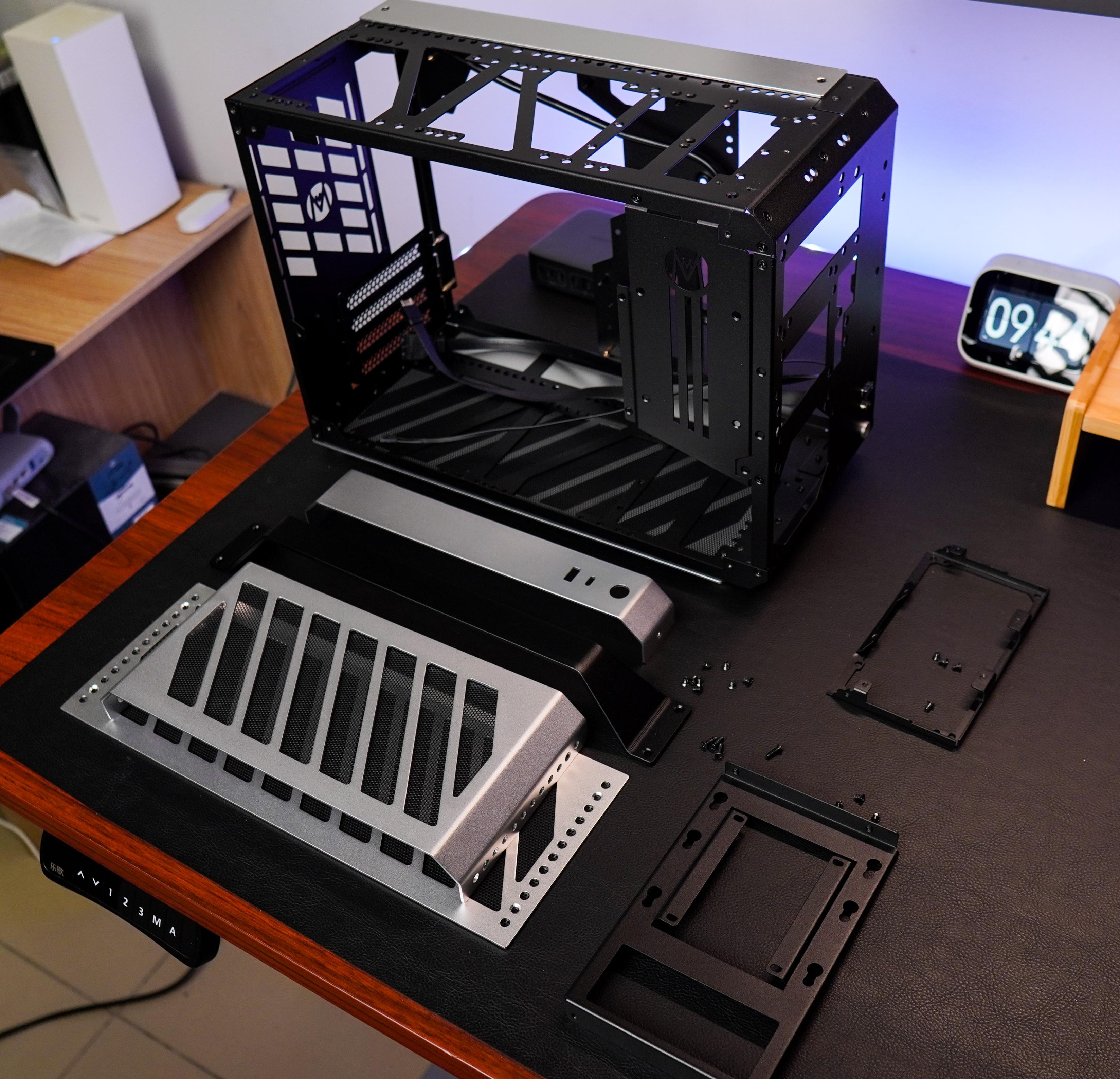 装完两台紧凑型主机，我觉得你也可以尝试一下