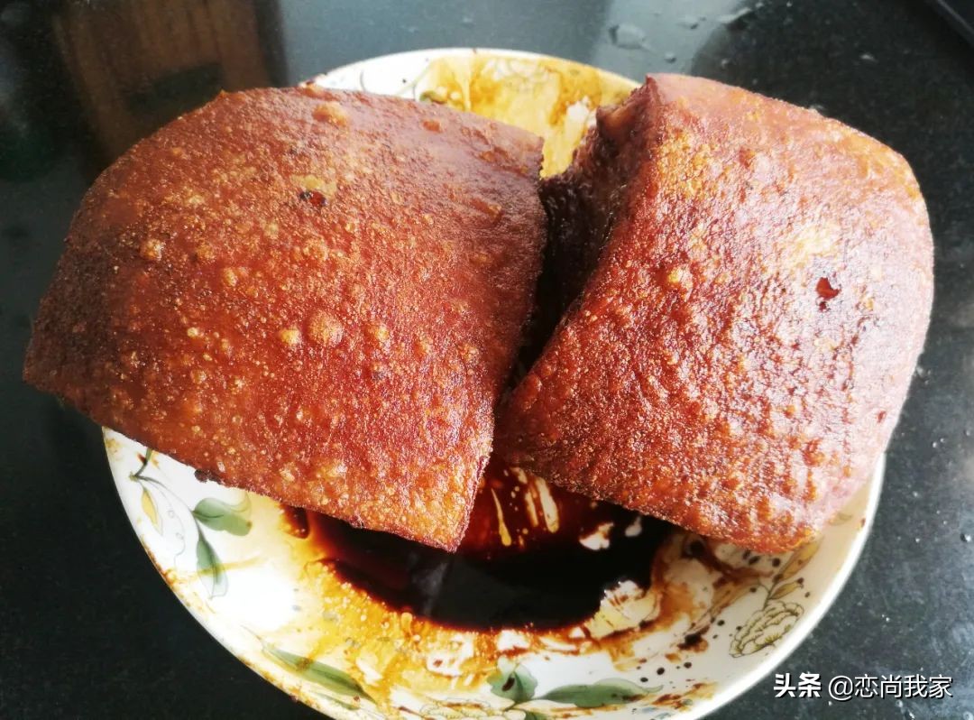 扣肉怎么做最好吃，要软糯不油腻，这些细节一个也不能少