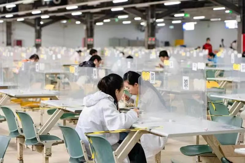 河南郑州富士康员工返乡潮有感,在郑州富士康员工返乡是什么原因