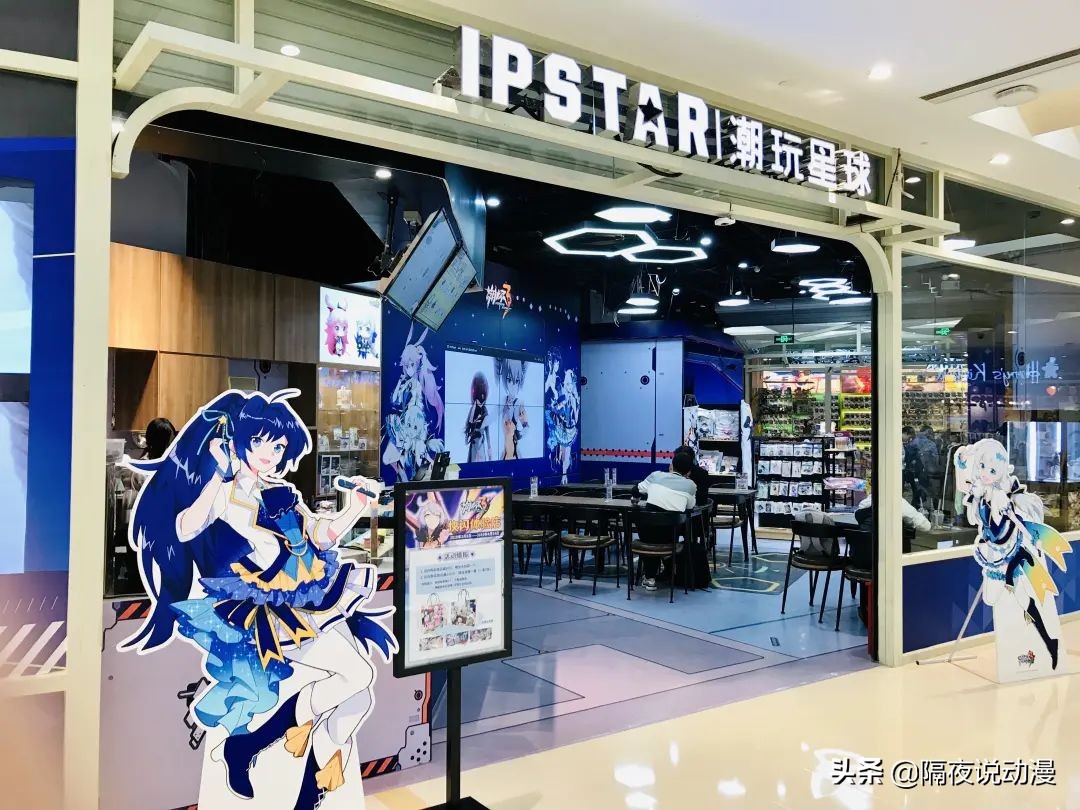 让打工人父母破防的“00后账单”，究竟是真爱？还只是韭菜？