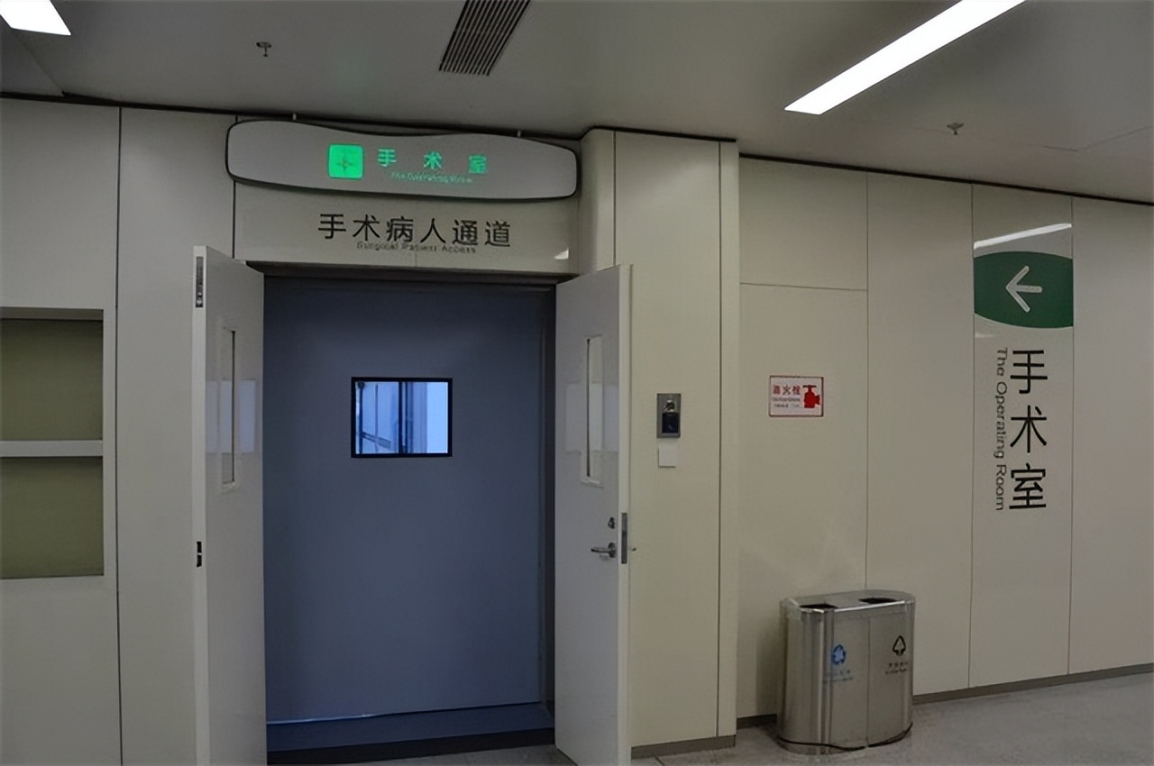 19岁花季少女遭施暴真实事件,13岁女孩陪酒遭群殴坠楼