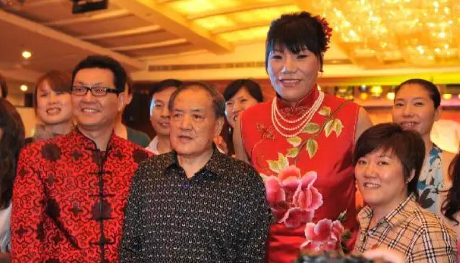 奥尼尔是郑海霞的偶像吗,郑海霞真的是奥尼尔偶像吗