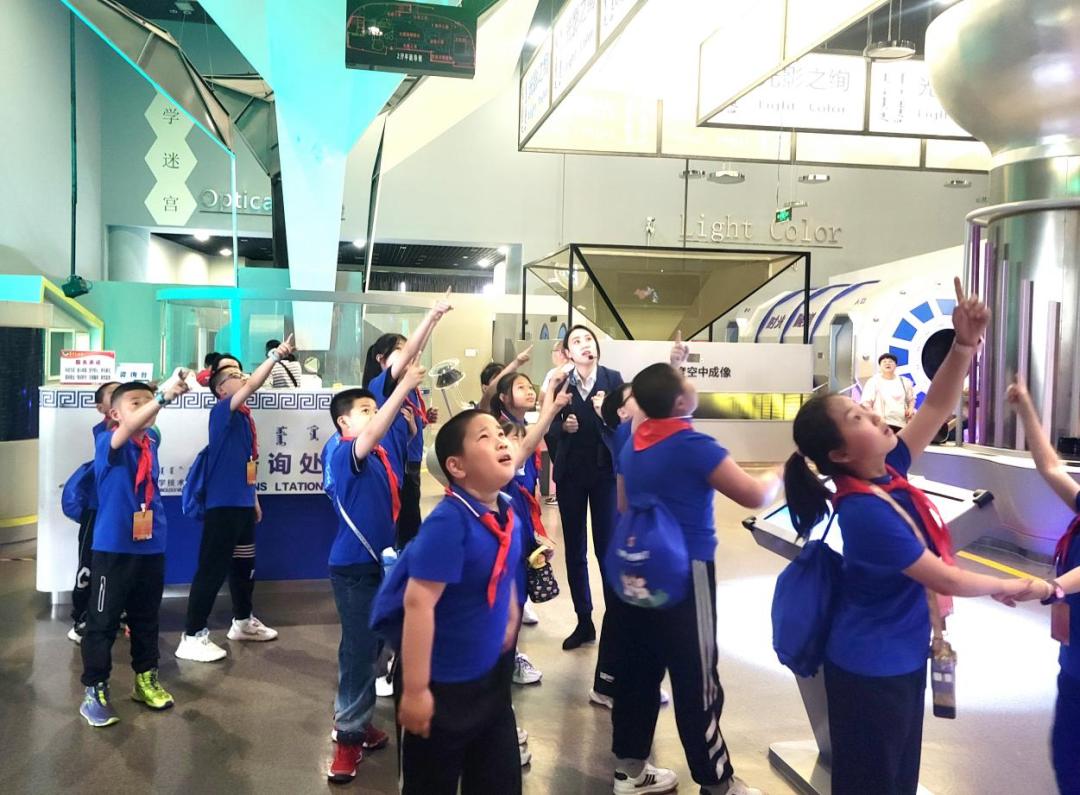 少先队活动课我是小小石榴籽,小小石榴籽少先队活动案例