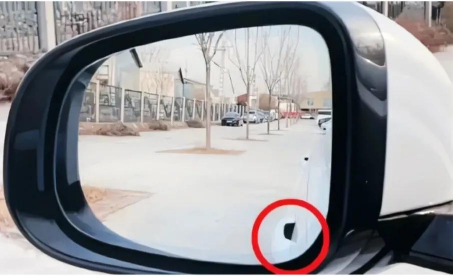 车门把手的四个按键是干嘛的,车门里面把手上的按钮功能介绍