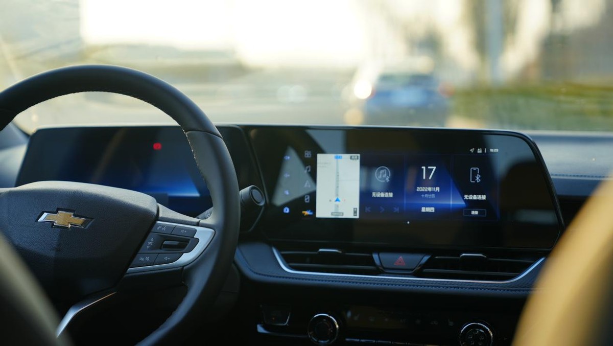 雪佛兰科鲁泽全新试驾视频,试驾雪佛兰科鲁泽新款