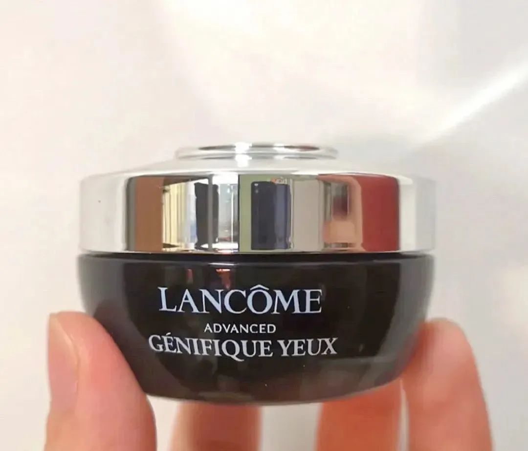 新款兰蔻小黑瓶眼霜里面有细闪吗,兰蔻菁纯淡纹黑眼圈眼霜