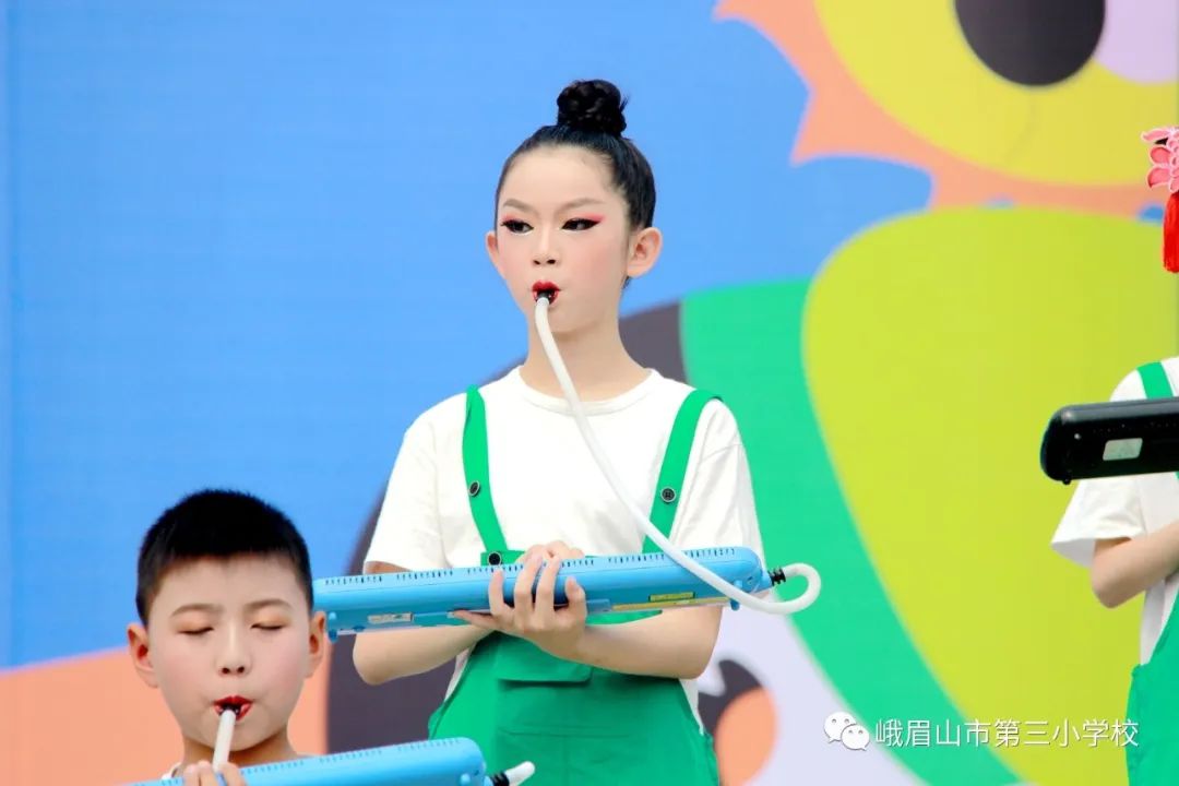 峨眉三小六一儿童节活动,艺展风采2019