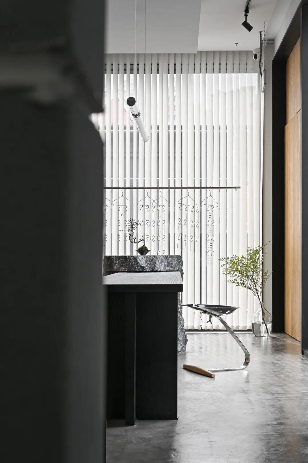 复核场域：INVOLUTIONARTNAIL|悟塬空间设计