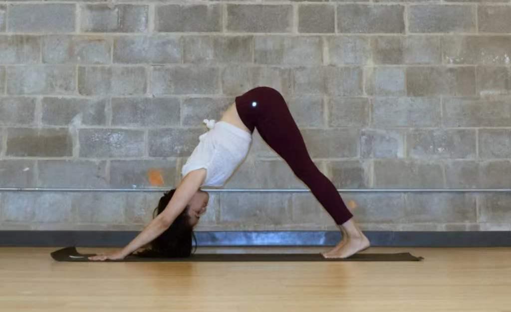 跳舞瘦大腿的最快方法,跳舞减腿的方法