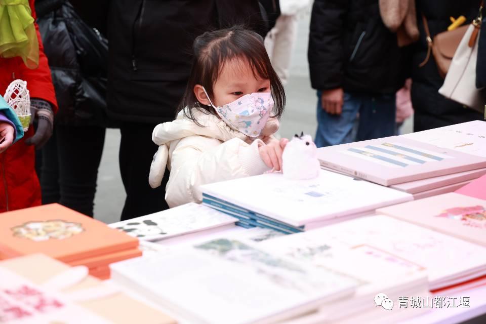 过年“嗨”不停！1.5h飙拢的7大都江堰宝藏逛耍地！这份全攻略请收好，初二耍到初六不重样~