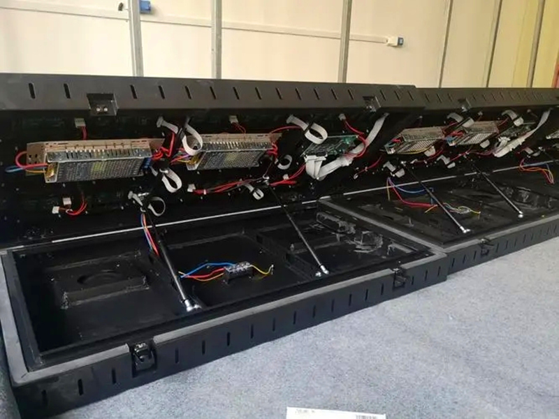 led手机显示屏维修常见故障怎么修,led显示屏出现条纹故障怎样维修