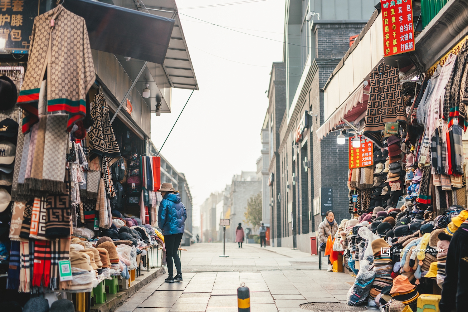 人气不再的北京前门大街，本地人不去，外地游客拍完照就走