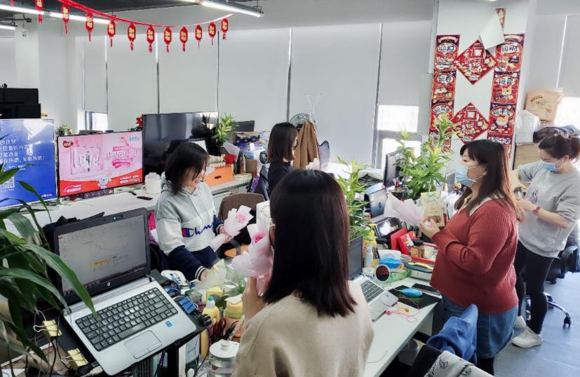 这是什么神仙公司？乐视实行4天半工作制薪资还不变，狠狠羡慕了