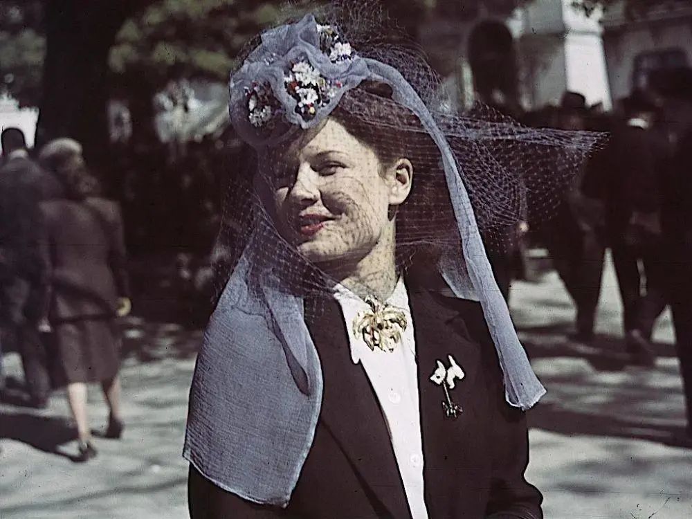 二战奇闻：美国女性脱下*袜丝**，为前线捐献尼龙