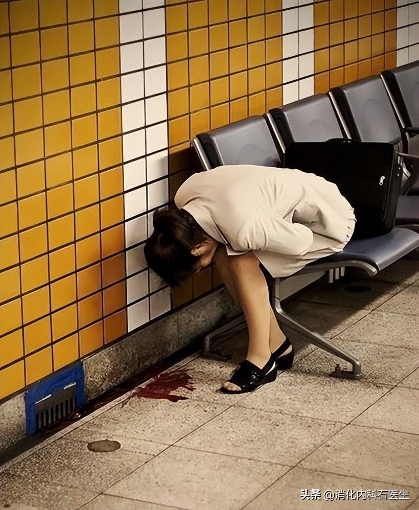 女子新婚之夜舌头出血，影响生活，确诊后女子绝望地走到了19楼顶