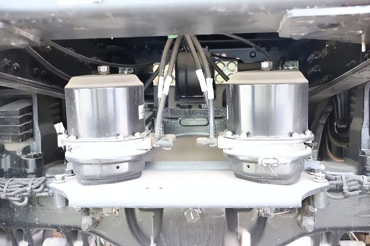 489马力解放J6P8x4燃料电池车你觉得怎么样|卡车之友网