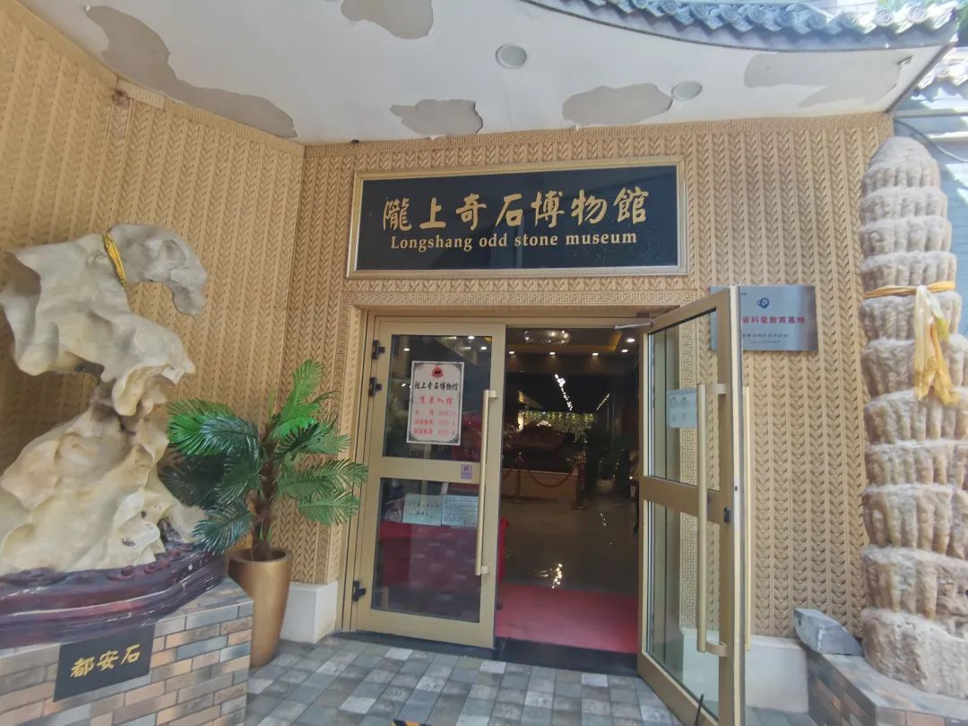 不出兰州，最快半小时到达！这个夏天，总要来趟榆中吧！