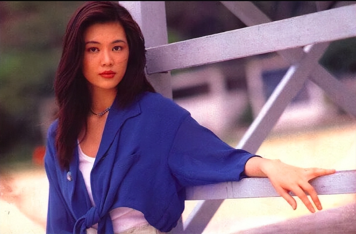 王馨平的爸爸是谁,王馨平的父亲个人简介