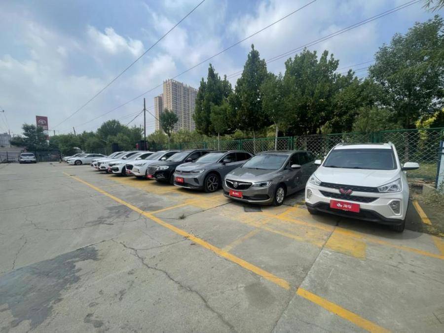 淘车二手车经历暴雨洗礼：争分夺秒移车源，专人驻店保安全