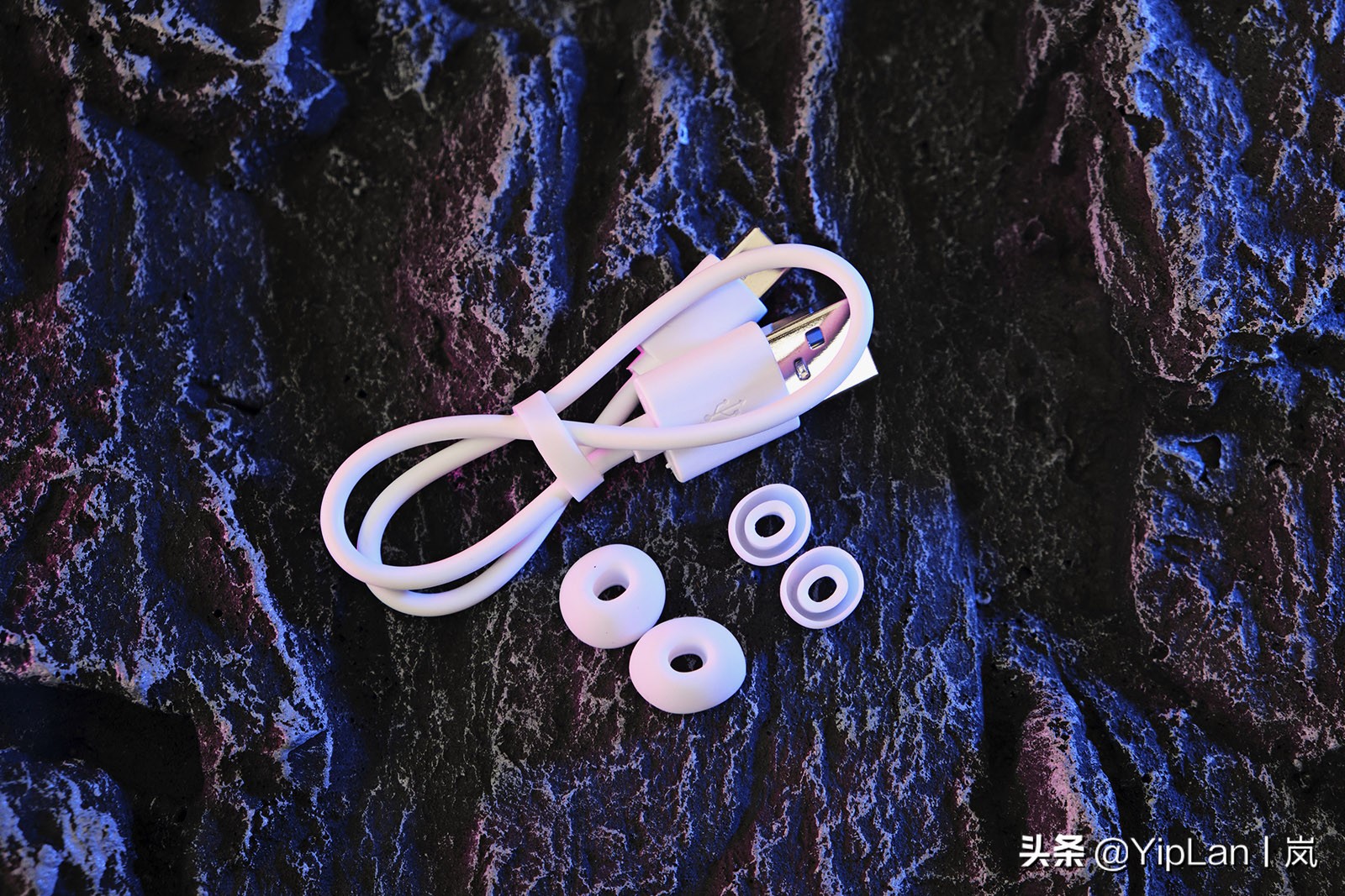 云雀tws无线耳机测评,云雀hyperx蓝牙