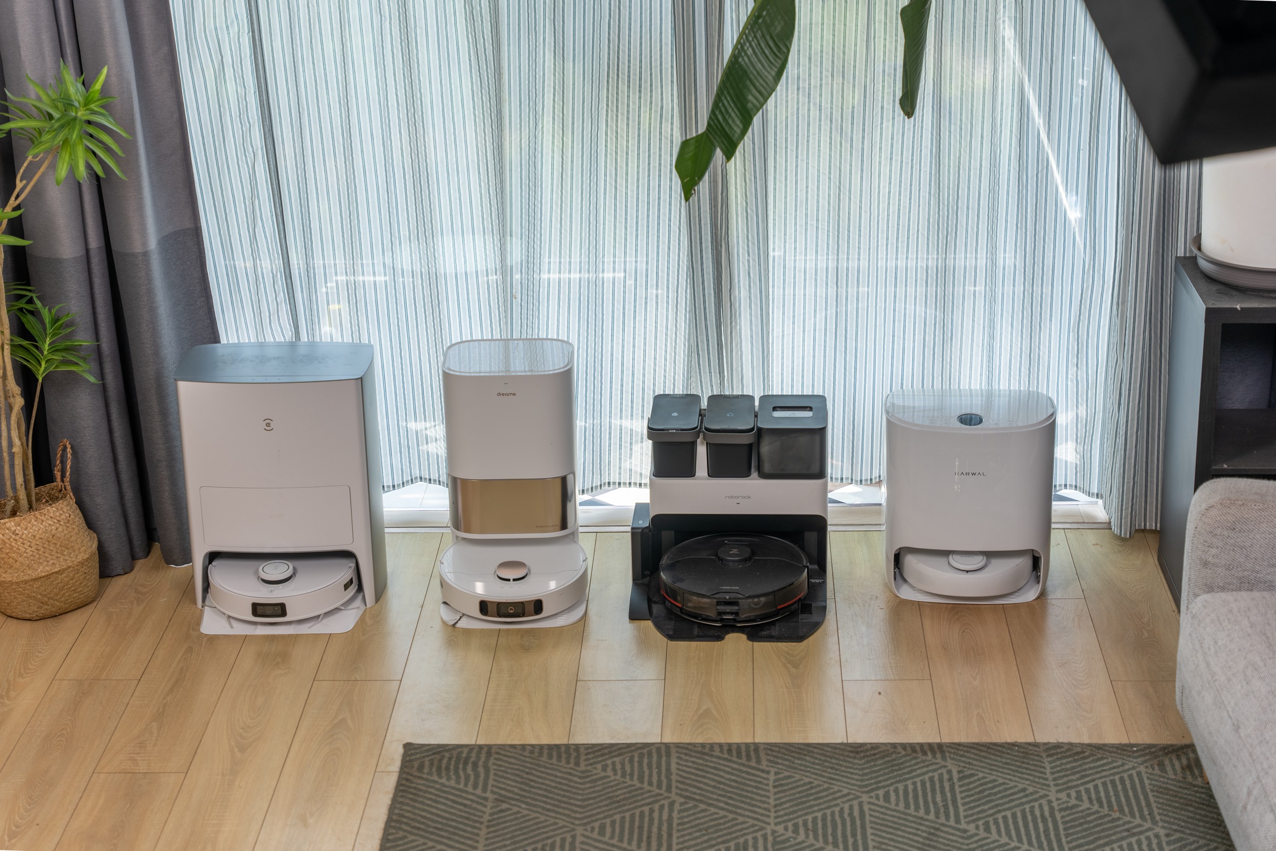 扫地机器人科沃斯和石头选哪个,科沃斯追觅扫地机对比测评