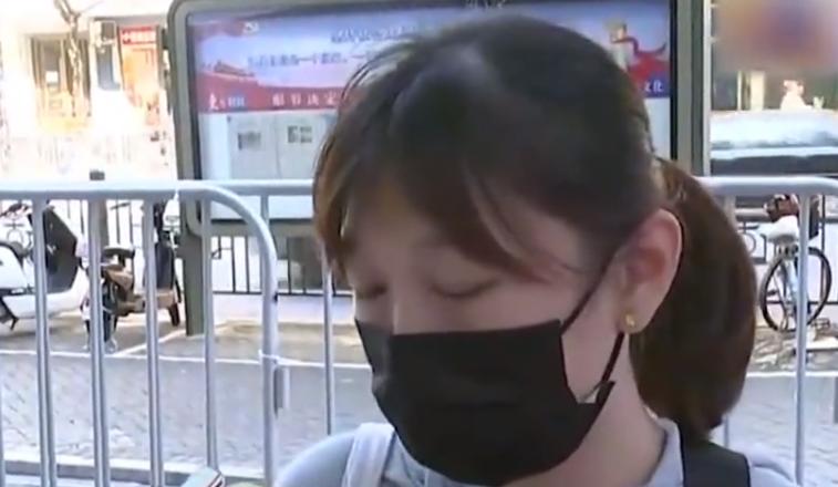 价值4000块的衣服,女店员4000元衣服只收了40元