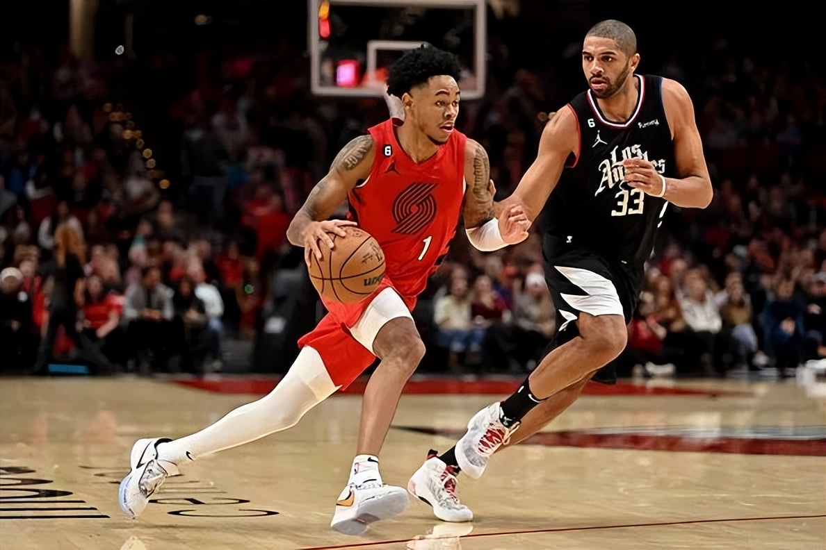 东契奇3+1唐斯,唐斯六犯离场东契奇