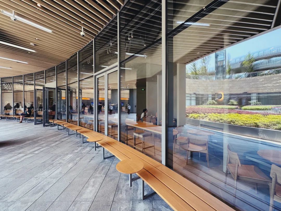 bluebottlecoffee上海首店,bluebottle上海前滩太古里店