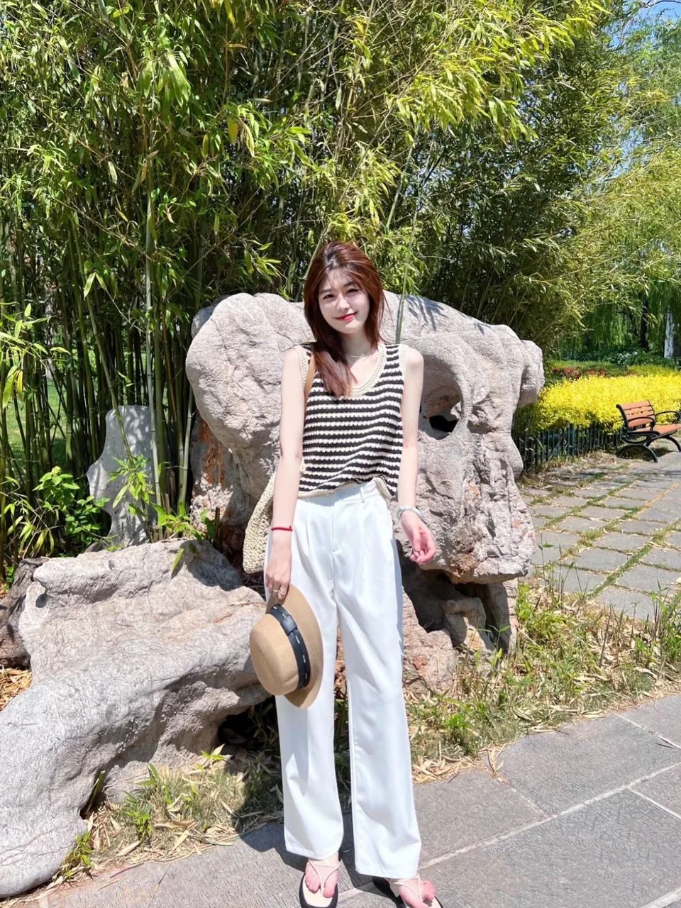 春夏流行：“白裤子”的6种搭配，好看又高级