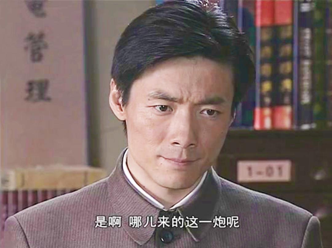 悬崖和潜伏谁拍得早,潜伏和悬崖哪部更经典