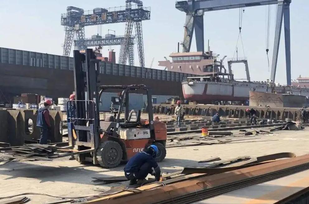 江南造船厂最新航母进度,江南造船厂003号航母卫星图