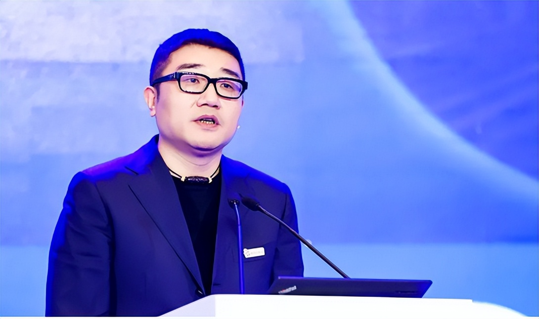 京东要顺势而为,京东以坚守致敬