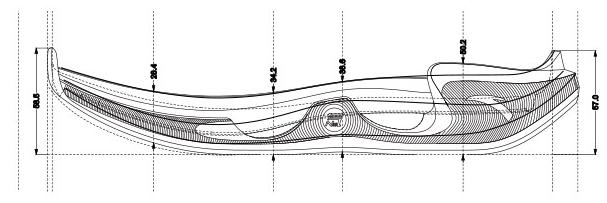 安踏跑鞋矩阵勇立潮头,安踏碳板跑鞋矩阵图片