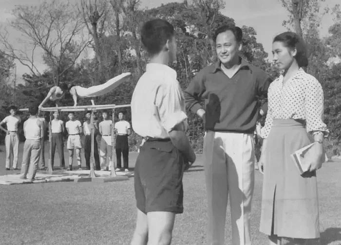 老电影小足球队完整版,电影小足球队1965