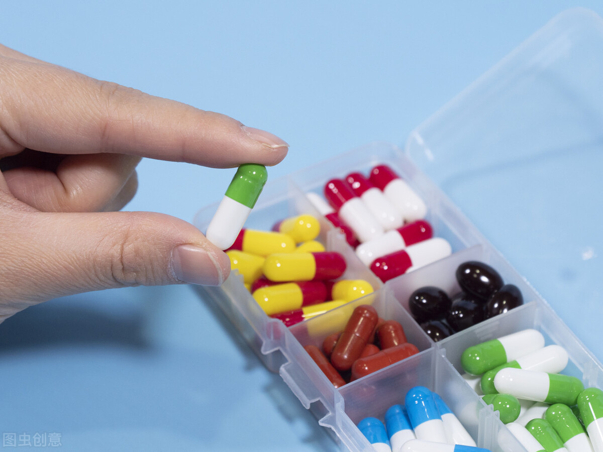 恩威牌六味地黄胶囊怎么样,四川恩威六味地黄胶囊是粉末吗